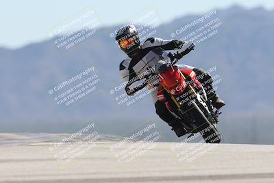 media/Oct-13-2025-Moto Forza (Mon) [[a66d839500]]/4-C Group/Session 4 (Turn 9)/